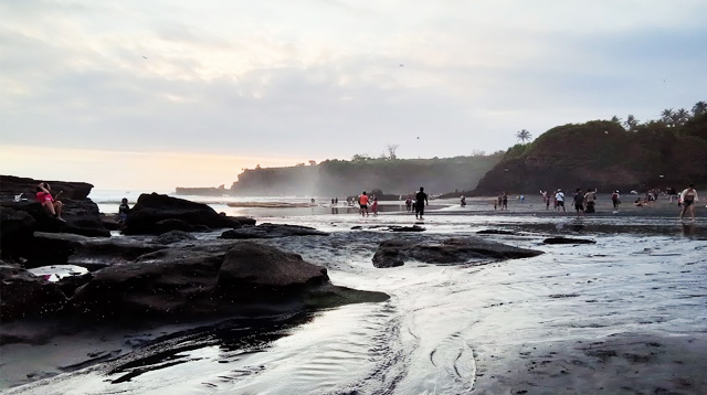 Berlibur di Pantai