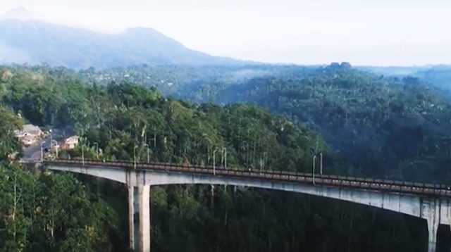 Jembatan Tukad Bangkung