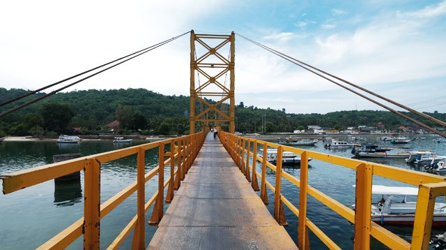 Jembatan Kuning